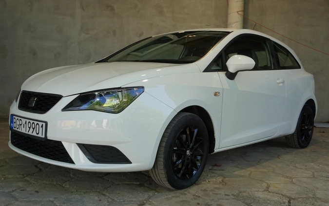 Seat Ibiza cena 24999 przebieg: 197000, rok produkcji 2016 z Busko-Zdrój małe 254